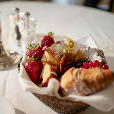 Bavaria Hotel 4*
